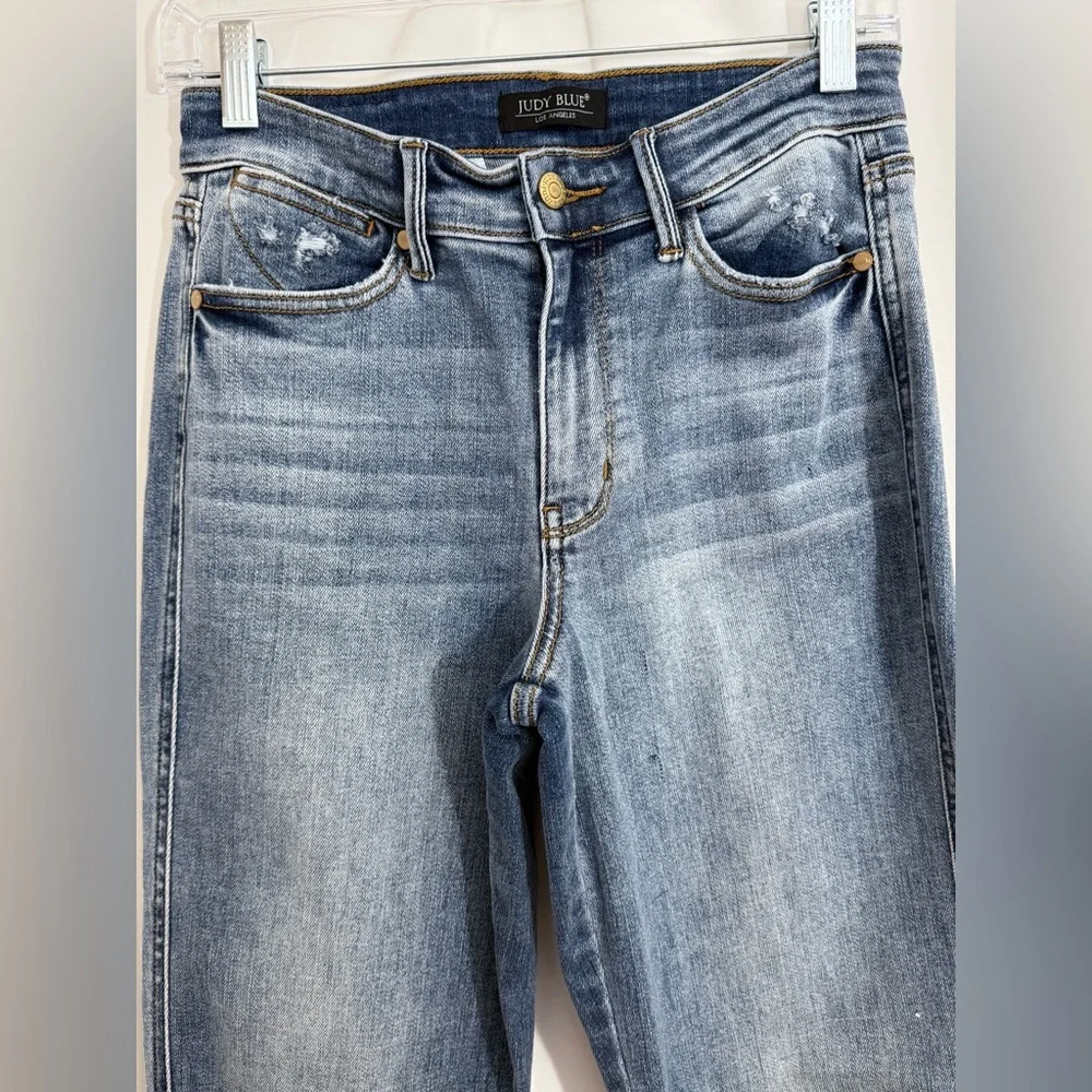 Judy Blue “Dad” High Rise Cell Phone Pocket Jeans With Distressed Spots Size 3 - Picture 7 of 16